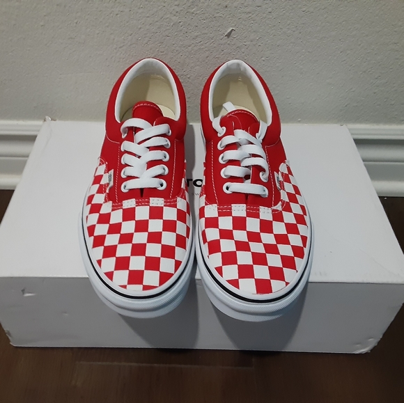 Vans - Picture 3 of 4